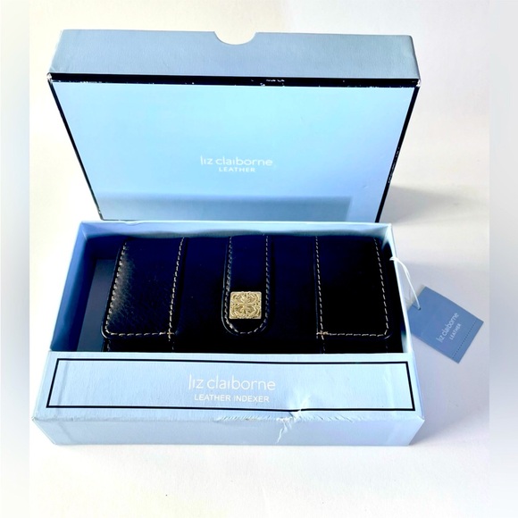 New Liz Claiborne Tri-fold - Picture 1 of 8